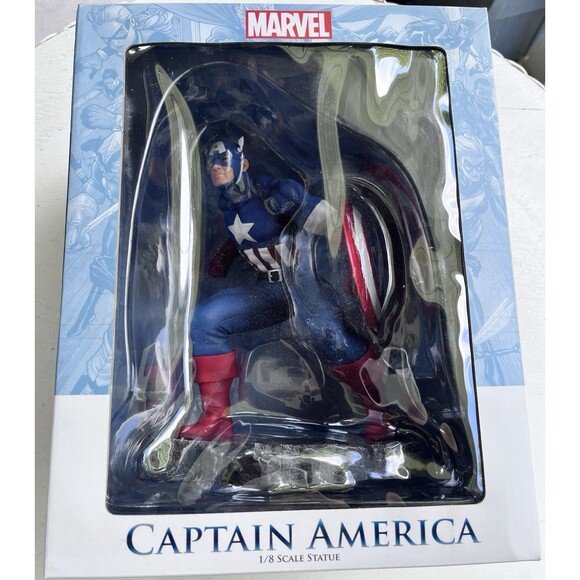 Marvel Comics Captain America Civil War Fighting Stance Figurine NEW BOXED 1/8 - Picture 3 of 9